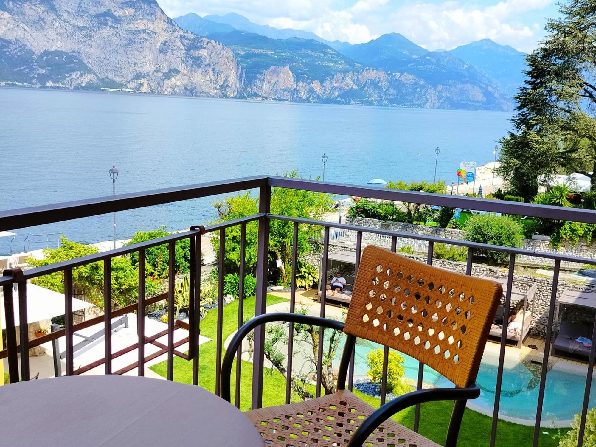 Lake Front Hotel Brenzone Exteriér fotografie