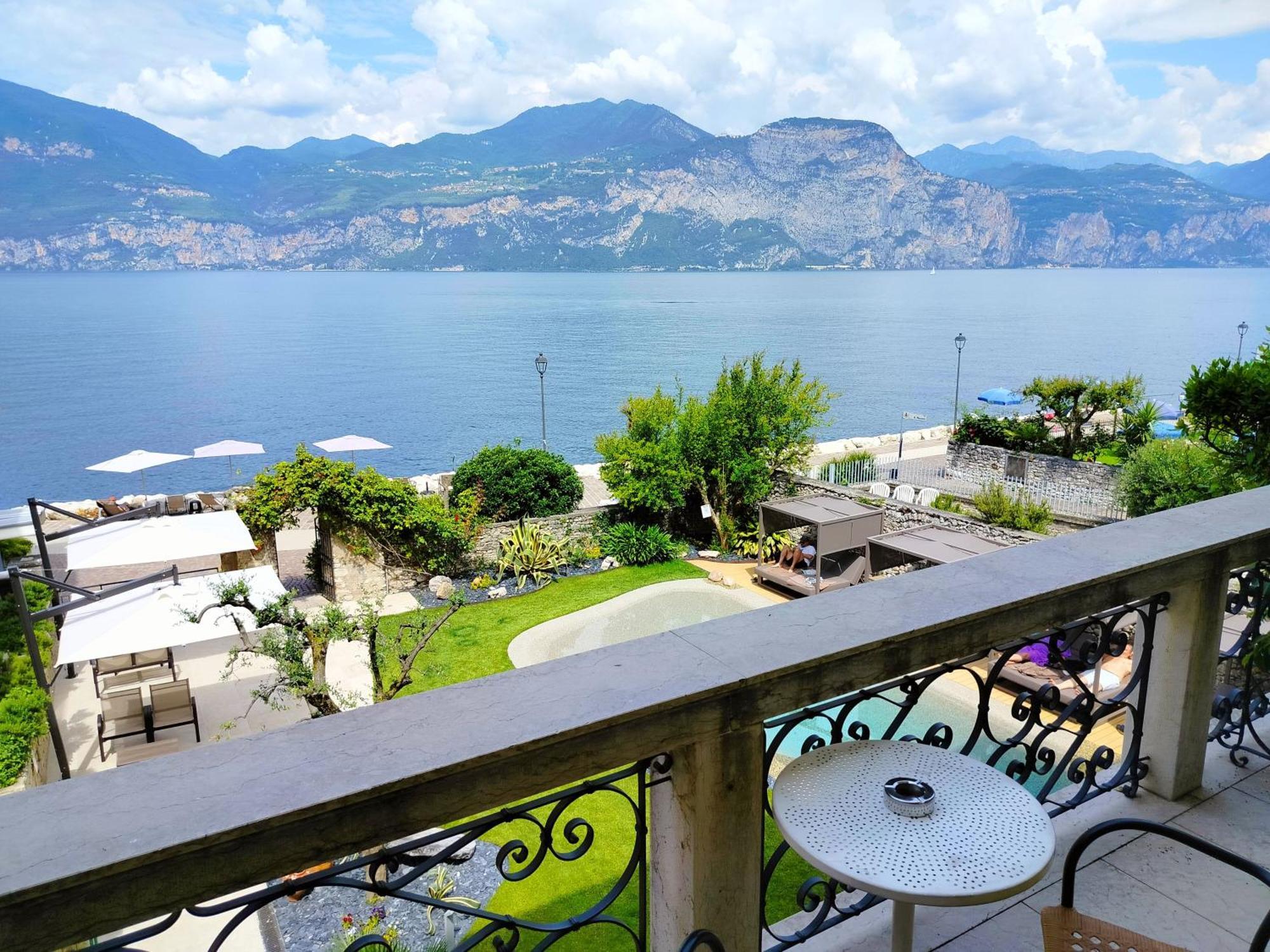 Lake Front Hotel Brenzone Exteriér fotografie